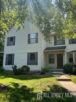 3302 Cricket Cir in Edison, NJ - Building Photo