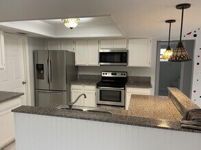 257 White Cliff Blvd in Auburndale, FL - Foto de edificio - Building Photo