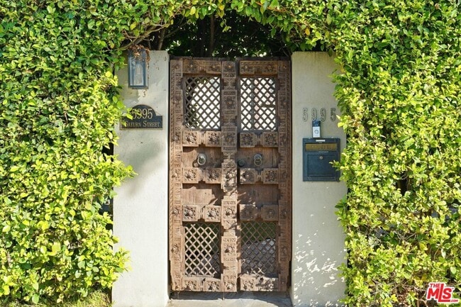 5995 Saturn St in Los Angeles, CA - Building Photo - Building Photo