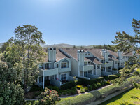 100-390 Troon Way in Half Moon Bay, CA - Foto de edificio - Building Photo