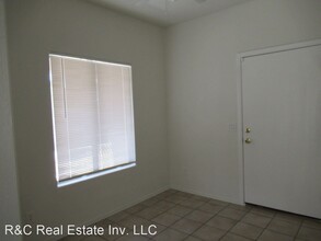 877 E Madeline Dr in Chandler, AZ - Building Photo - Building Photo