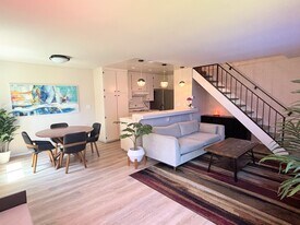 1425 45th Ave, Unit 2 in Capitola, CA - Building Photo