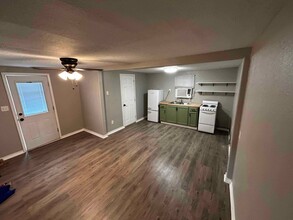 857 Vine St in Abilene, TX - Foto de edificio - Building Photo