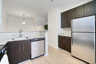 1569 Onyx Dr in Tysons, VA - Building Photo - Building Photo