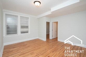 1255 N Harding Ave in Chicago, IL - Building Photo - Building Photo