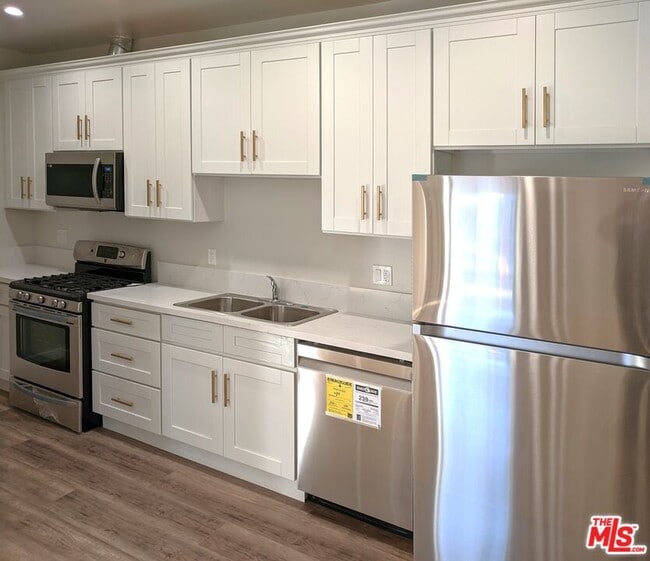 224 N Jackson St in Glendale, CA - Building Photo - Building Photo