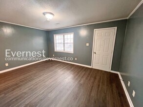 5801 W 59th St in Little Rock, AR - Building Photo - Building Photo
