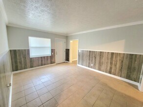 1412 Keats Cir in Jacksonville, FL - Building Photo - Building Photo