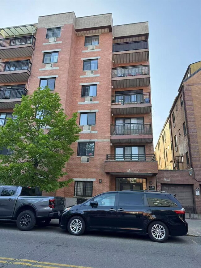 property at 91-6 Whitney Ave