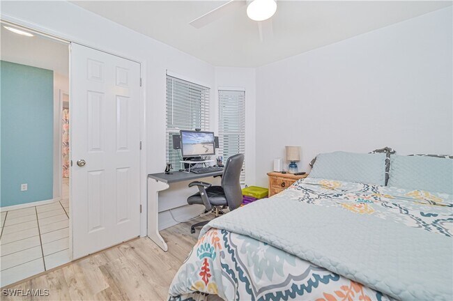 9140 Greenleaf Ct in Ft. Myers, FL - Foto de edificio - Building Photo