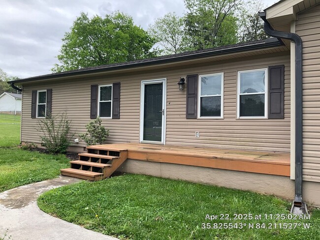 property at 103 Mapletree Ln