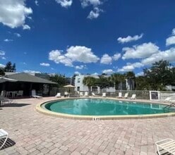 3828 Southpointe Dr, Unit L-1 in Orlando, FL - Building Photo - Building Photo
