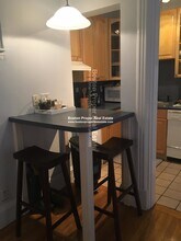 1091 Boylston, Unit 28 in Boston, MA - Foto de edificio - Building Photo