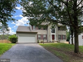 8437 Summer Breeze Pl in Manassas, VA - Building Photo