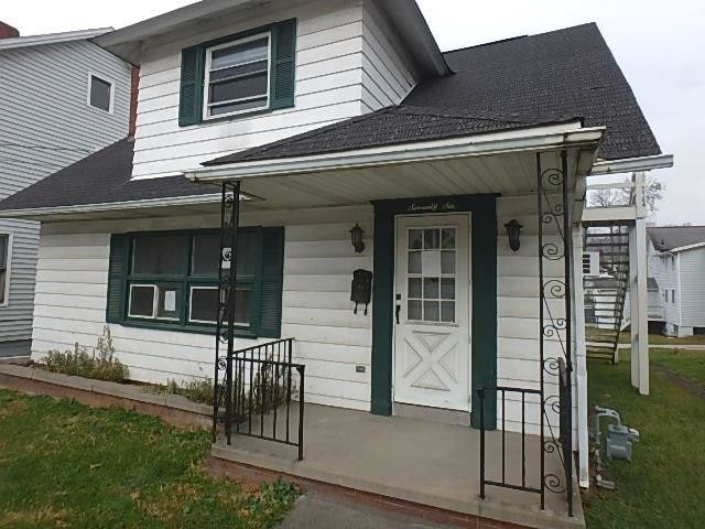 property at 76 3rd St