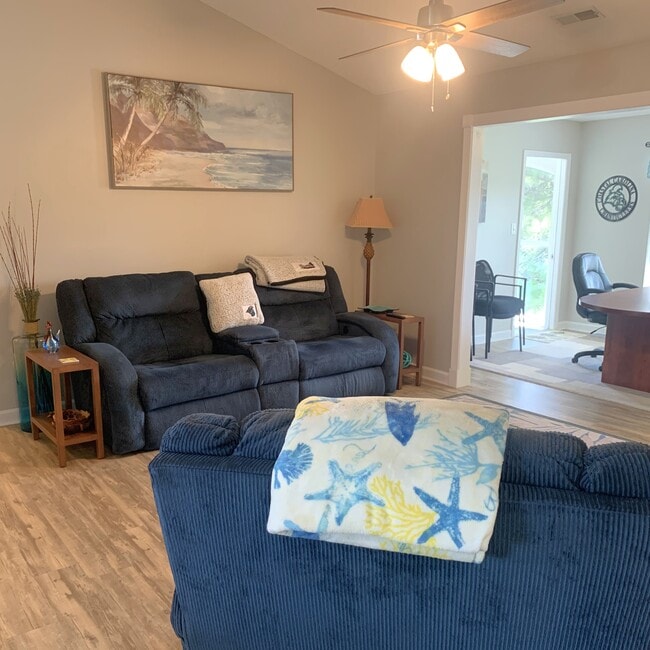 property at 500 Willow Green Dr