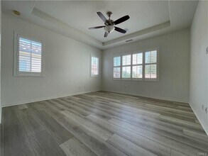 91 Splendor in Irvine, CA - Building Photo - Building Photo