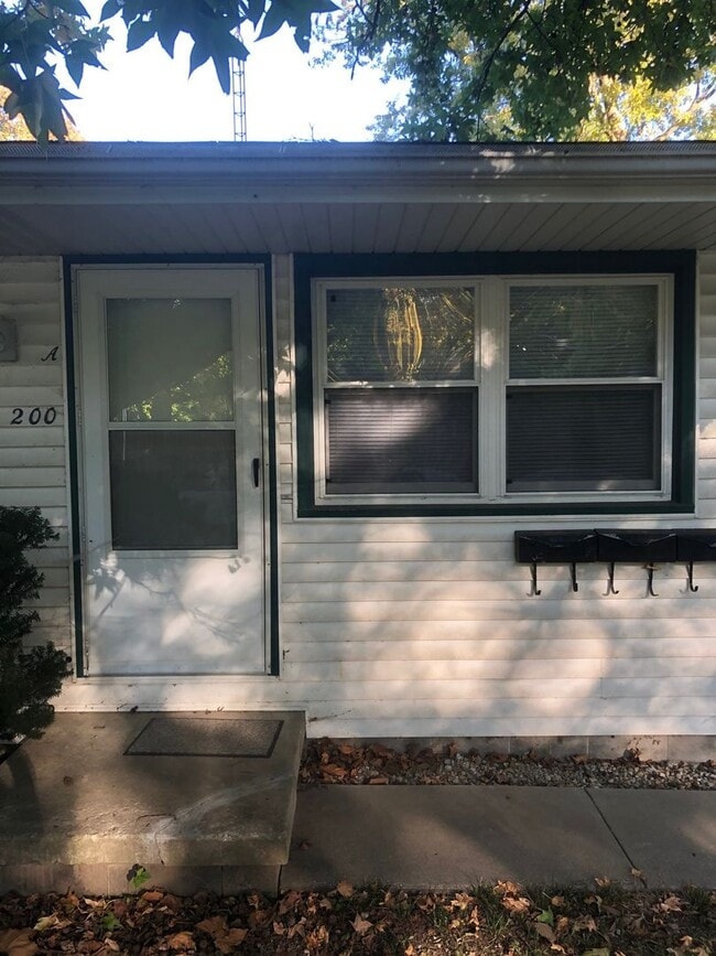 200 S Grove St in Normal, IL - Building Photo - Building Photo