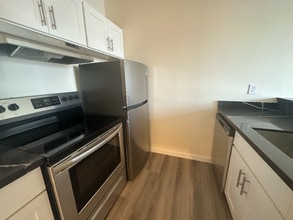 334 Wells Ave S in Renton, WA - Building Photo - Building Photo