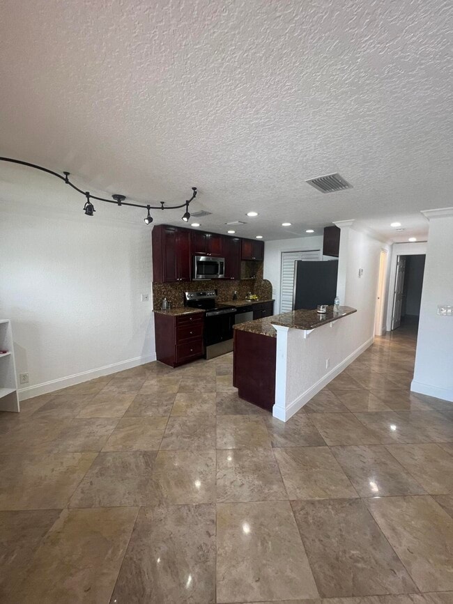 property at 3101 Florida Blvd