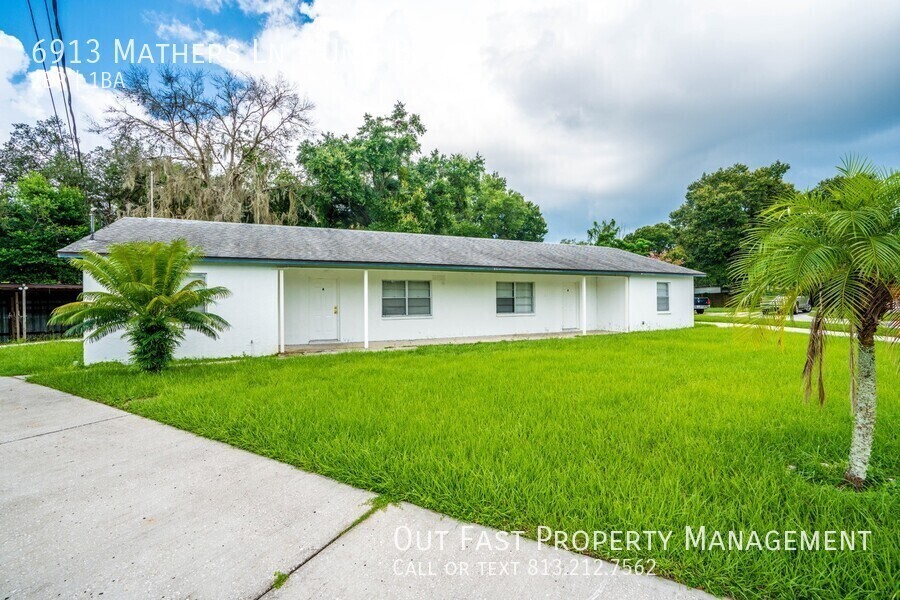 6913 Mathers Ln in Riverview, FL - Building Photo