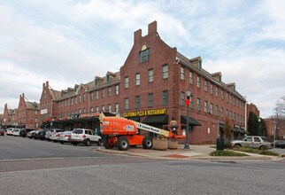 Dundalk Village in Baltimore, MD - Building Photo - Building Photo