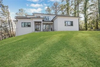 1200 Moores Mill Rd NW, Unit B103 in Atlanta, GA - Building Photo - Building Photo