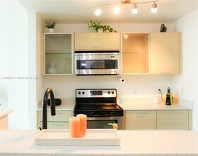 350 NE 24th St in Miami, FL - Building Photo - Building Photo