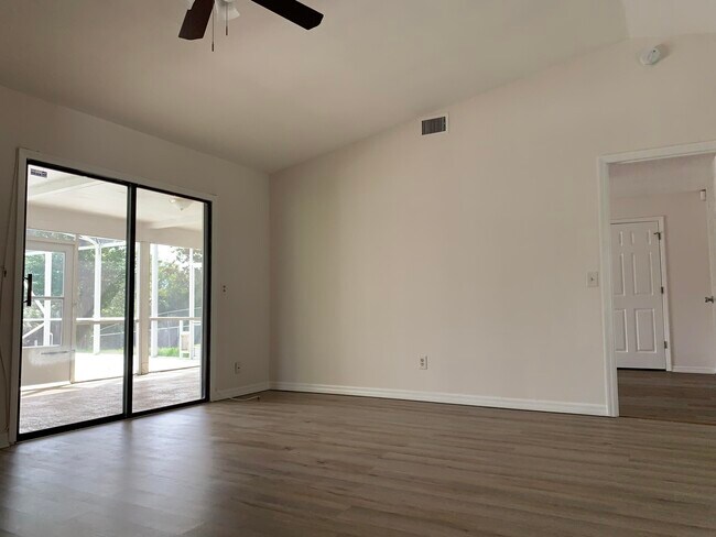 1880 SW Bradway Ln in Port St. Lucie, FL - Building Photo - Building Photo