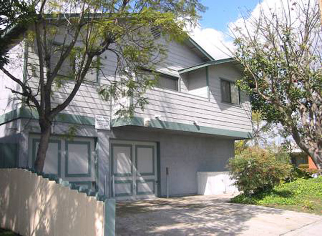 Lincoln Avenue Apartments in San Diego, CA - Foto de edificio - Building Photo