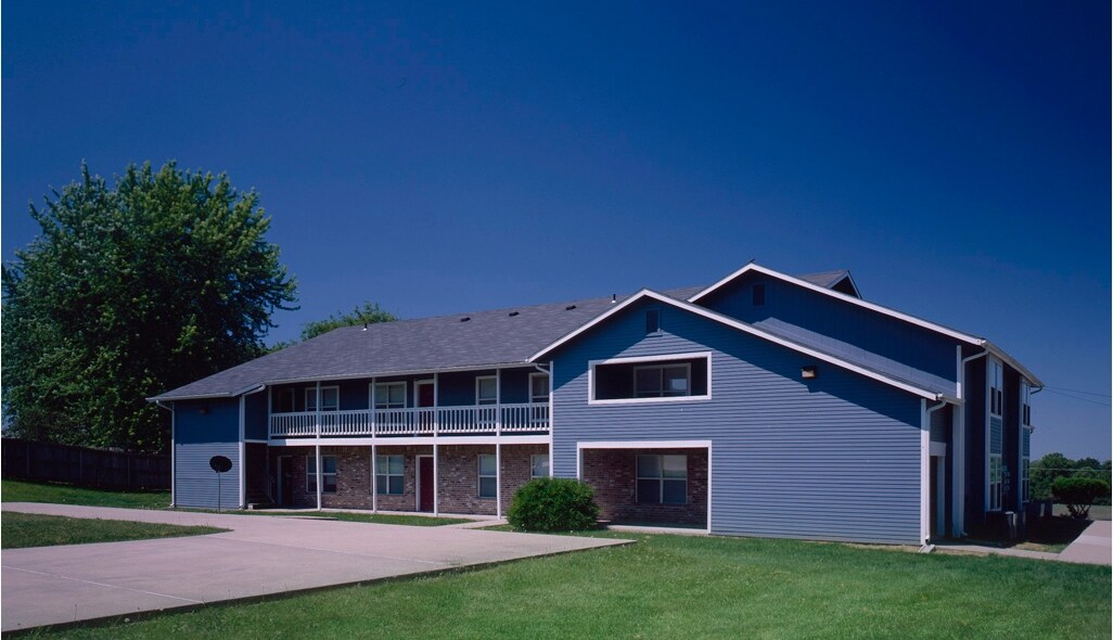 Meadowview in Excelsior Springs, MO - Foto de edificio