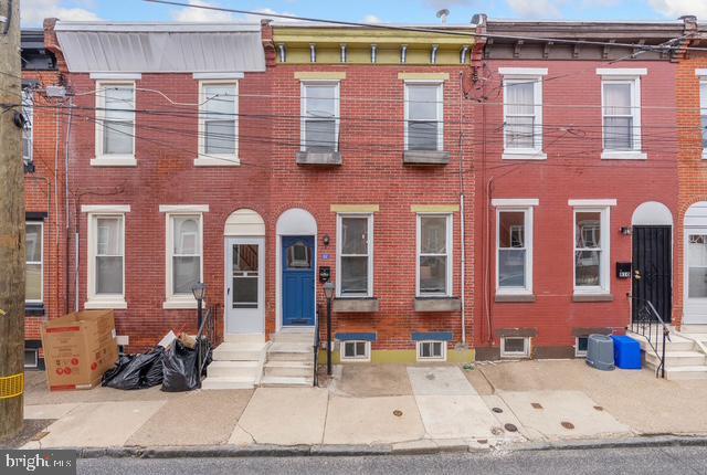 property at 812 Livingston St