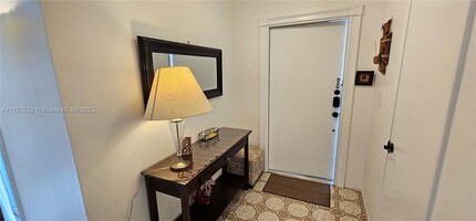2206 NE 7th St in Hallandale Beach, FL - Building Photo - Building Photo