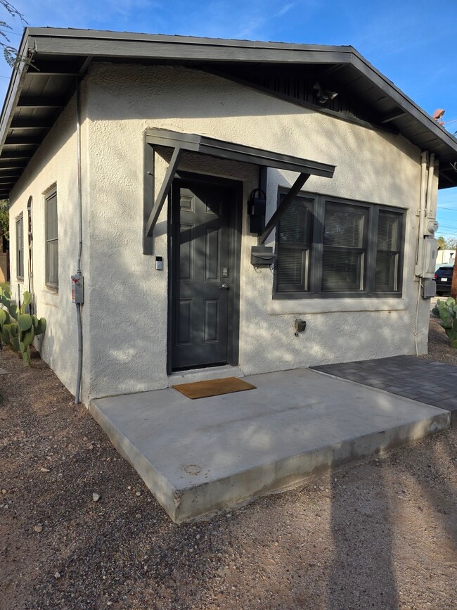 1049 N Jacobus Ave in Tucson, AZ - Building Photo - Building Photo