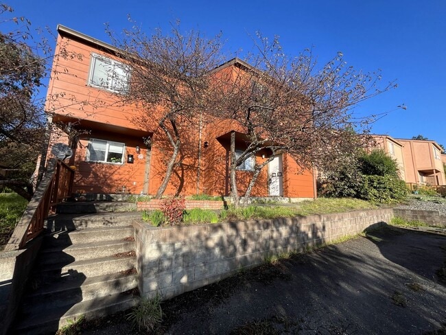 840 D St in Arcata, CA - Building Photo - Building Photo