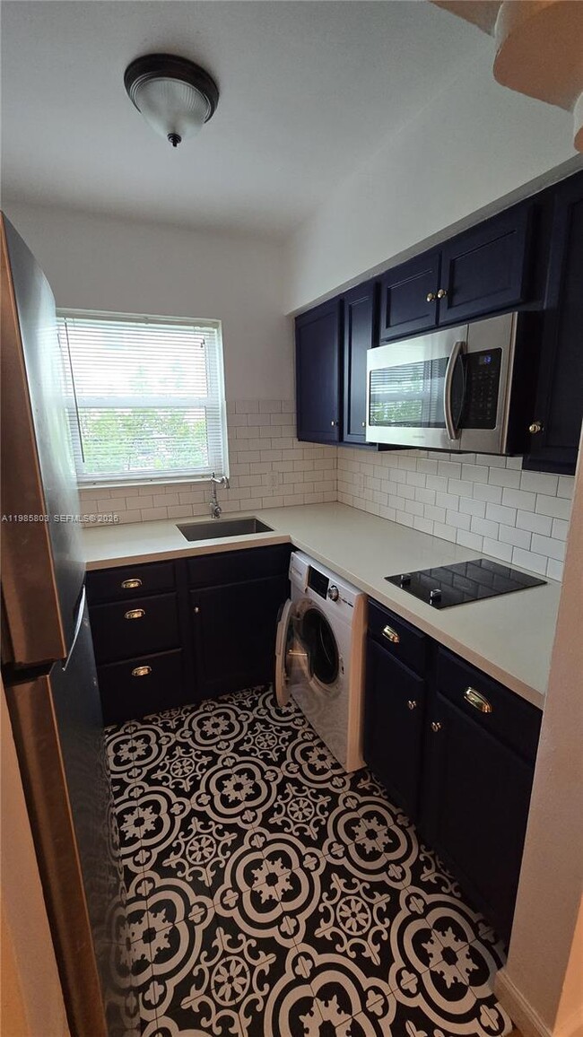 property at 10072 E Bay Harbor Dr