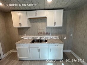109 N Main in Searcy, AR - Building Photo - Building Photo