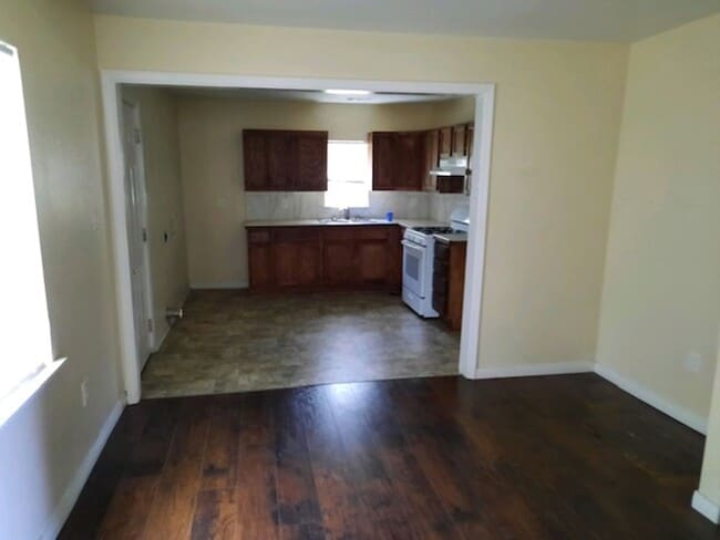 14 Rhodes Ave in North Little Rock, AR - Building Photo - Building Photo