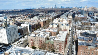 2017 Albemarle Rd in Brooklyn, NY - Building Photo - Building Photo