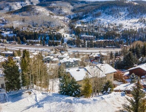 2448 Garmisch Dr in Vail, CO - Building Photo - Building Photo