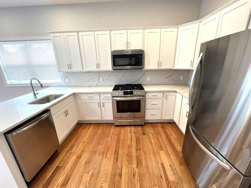 115 Cross St, Unit 2 in Somerville, MA - Building Photo
