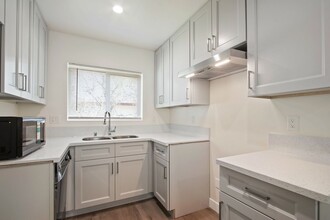 406 Russell Ave in Monterey Park, CA - Building Photo - Building Photo