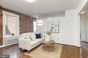 51 Randolph Pl NW in Washington, DC - Building Photo