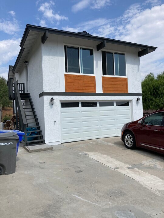 2207 Dain Ct in Lemon Grove, CA - Building Photo