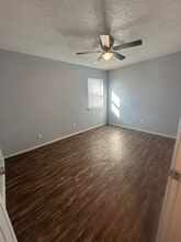 301 N Louisiana St in Amarillo, TX - Foto de edificio - Building Photo