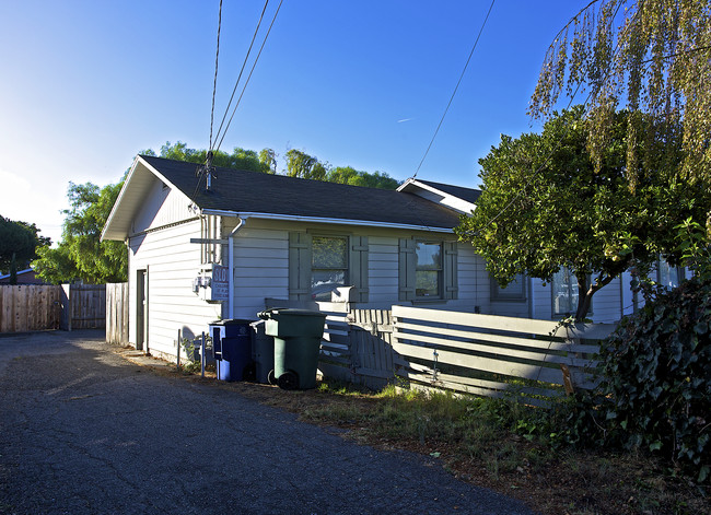 2114 W Avenue 136th in San Leandro, CA - Building Photo - Building Photo