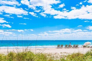 2100 N Ocean Blvd in Fort Lauderdale, FL - Building Photo