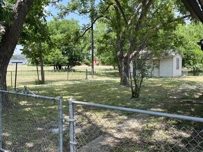 899B Harper Rd in Kerrville, TX - Building Photo - Building Photo