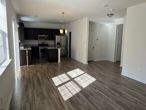 2 Misty Lake Ct in Egg Harbor Township, NJ - Building Photo - Building Photo