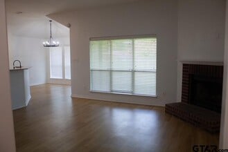 11380 Derby Dr in Flint, TX - Building Photo - Building Photo